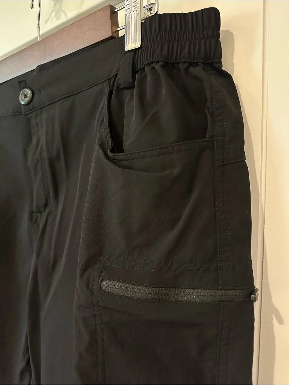 Willit Black Outdoor Shorts Men’s XL Quick‑Dry Elastic Waist Zipper Pockets